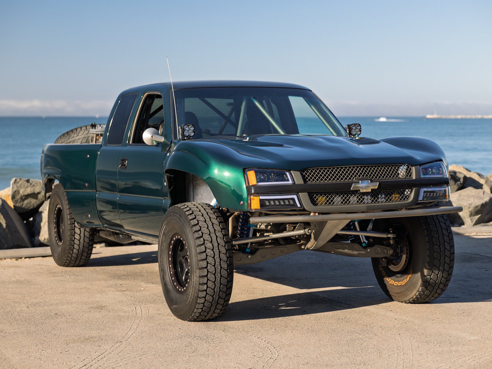 Used 2004 Chevrolet Silverado 1500 W/T RWD image 3