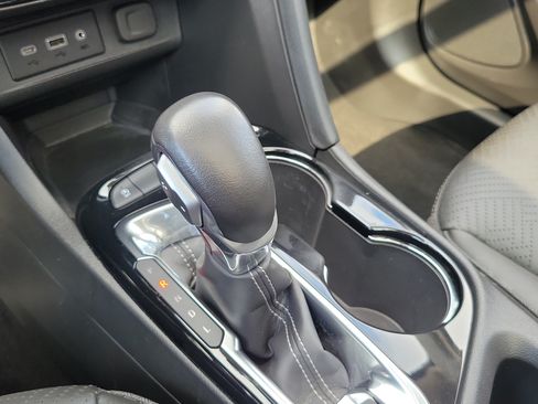Used 2023 Buick Encore GX Essence w/ Experience Buick Package FWD image 24