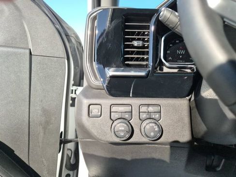 Certified 2025 Chevrolet Silverado 1500 LT image 17