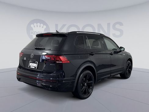 Used 2023 Volkswagen Tiguan SE R-Line AWD/4WD image 7
