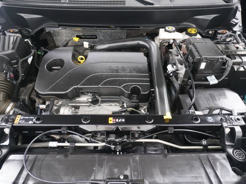 Used 2023 GMC Terrain SLE image 24