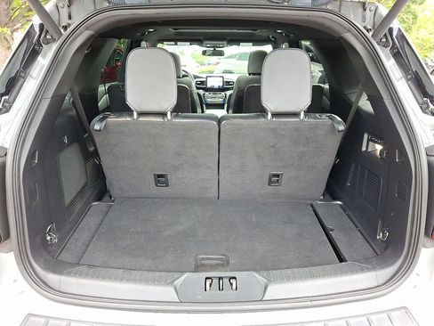 Used 2023 Ford Explorer ST w/ Equipment Group 401A AWD/4WD image 32