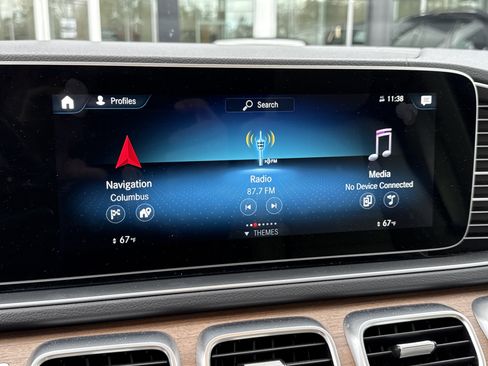 Used 2022 Mercedes-Benz GLS 450 4MATIC image 30