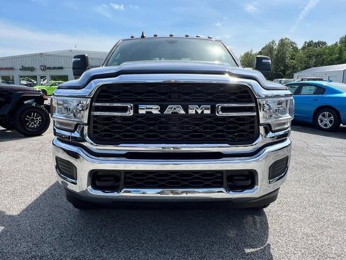 New 2024 RAM 2500 Tradesman w/ Chrome Appearance Group image 13