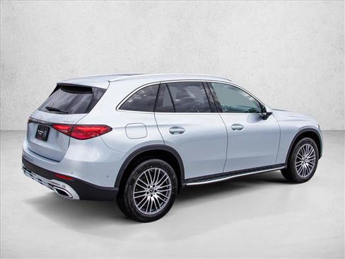 Certified 2026 Mercedes-Benz GLC 300 4MATIC image 5
