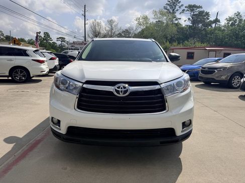 Used 2015 Toyota Highlander Limited image 3