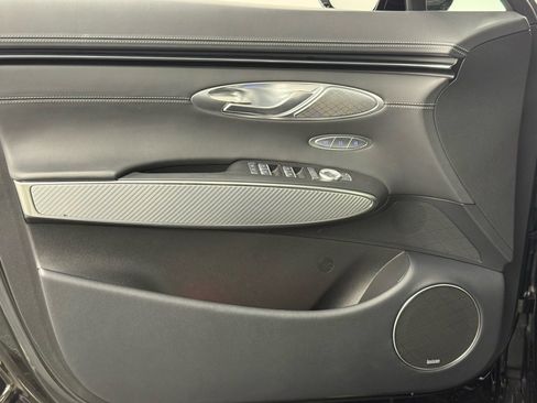 Used 2025 Genesis GV70 2.5T Sport Prestige w/ Sport Prestige Package image 14