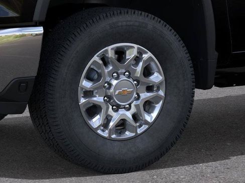 New 2026 Chevrolet Silverado 2500 LT w/ All Star Edition AWD/4WD image 9