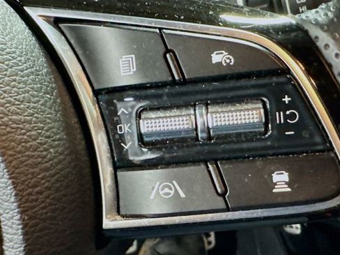 Used 2023 Kia Forte GT-Line w/ GT-Line Technology Package image 17