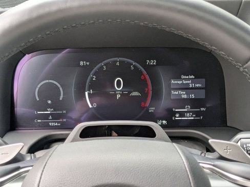 Used 2025 Lexus GX 550 AWD/4WD image 10
