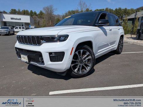 Certified 2024 Jeep Grand Cherokee Overland w/ Luxury Tech Group IV AWD/4WD image 1