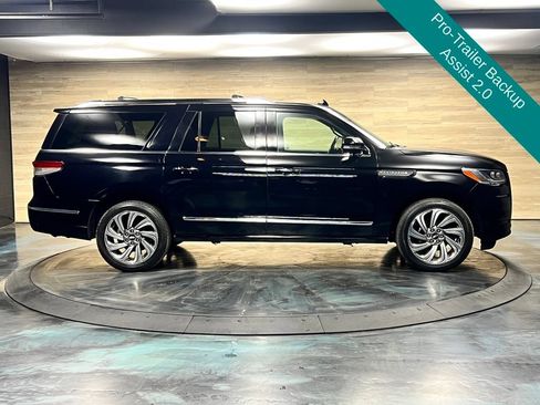 Used 2023 Lincoln Navigator L Reserve AWD/4WD image 28