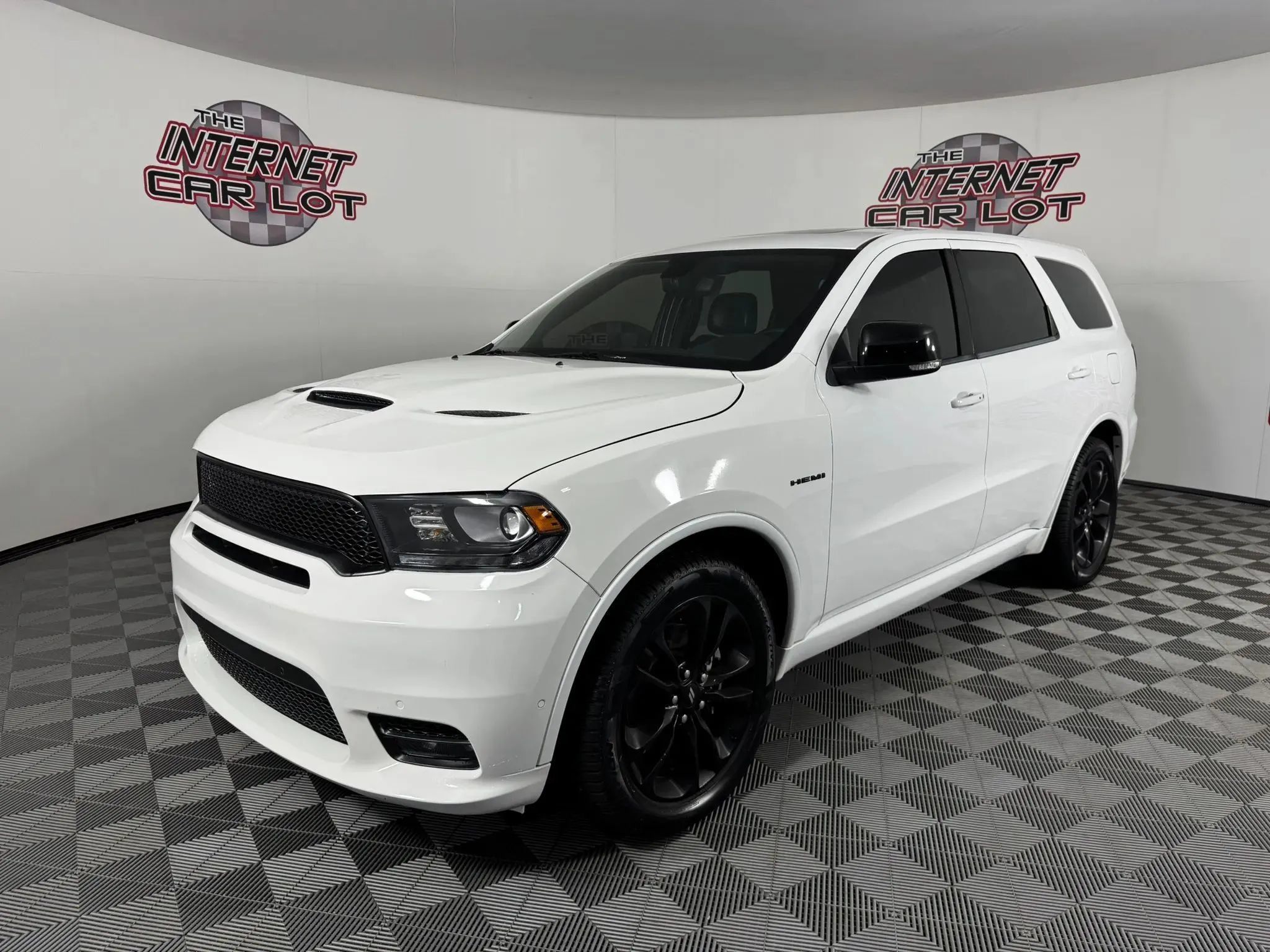 Used 2020 Dodge Durango R/T w/ Blacktop Package AWD/4WD image 3