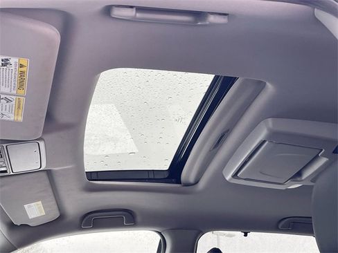 Used 2020 Honda Pilot Touring image 19