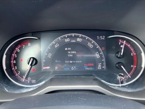 Used 2024 Toyota RAV4 LE AWD/4WD image 25