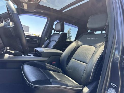 Used 2021 RAM 1500 Laramie w/ Night Edition AWD/4WD image 7