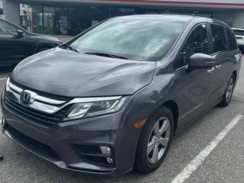 Used 2018 Honda Odyssey EX image 1