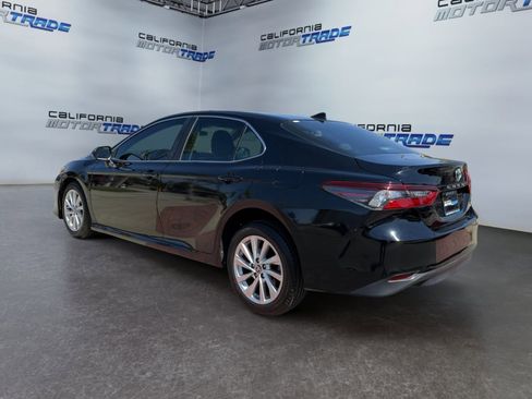 Used 2023 Toyota Camry LE image 7