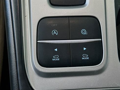 Used 2020 Ford Explorer 2WD w/ Class III Trailer Tow Package image 25