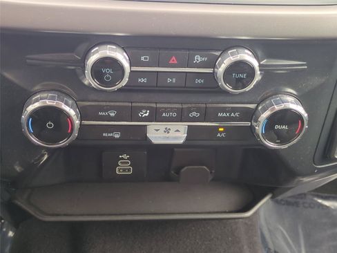Used 2025 Ford F150 XLT w/ Equipment Group 301A Standard RWD image 27