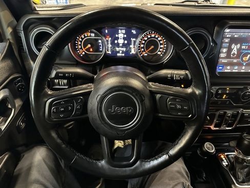 Used 2022 Jeep Gladiator Sport image 23