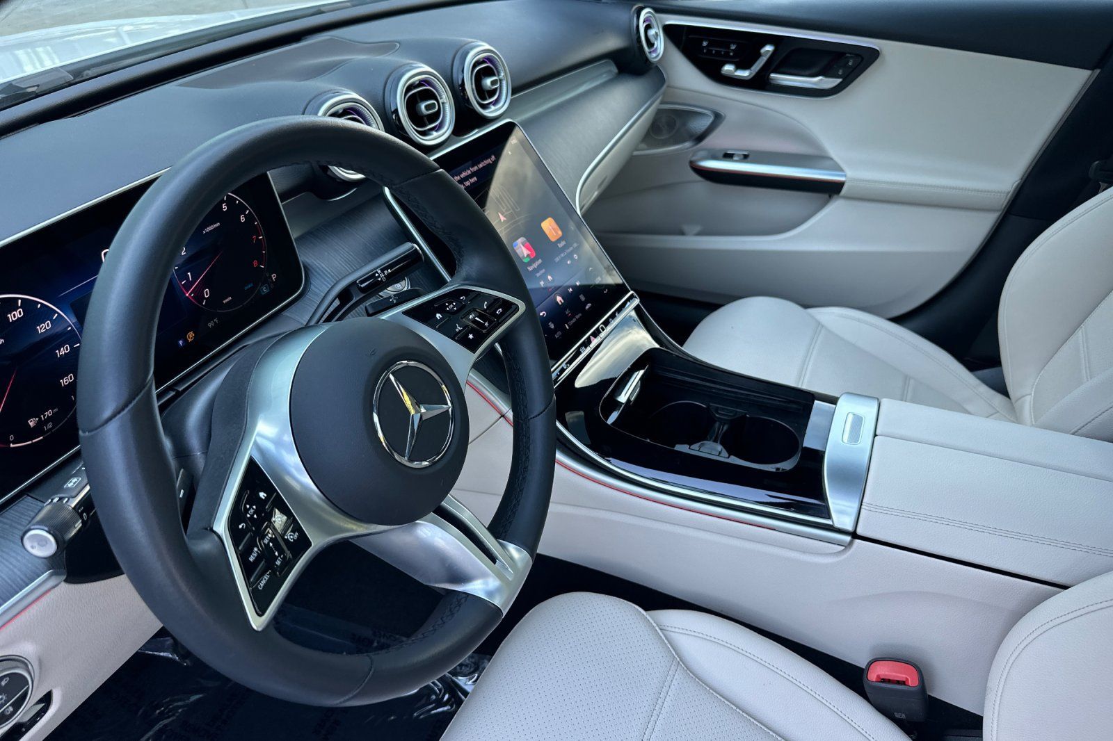 Certified 2025 Mercedes-Benz C 300 Sedan image 10