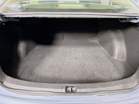 Used 2022 Toyota Corolla LE image 34