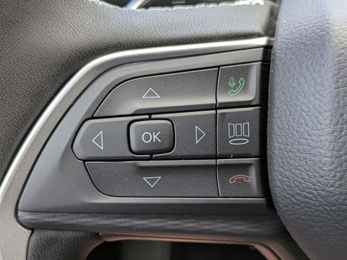 New 2025 Jeep Grand Cherokee Laredo X w/ Luxury Tech Group I image 15