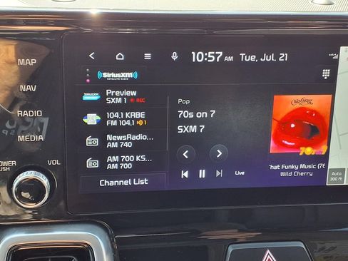 Certified 2023 Kia Sorento SX AWD/4WD image 28