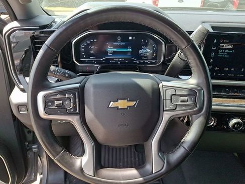 Used 2023 Chevrolet Silverado 1500 LT image 12