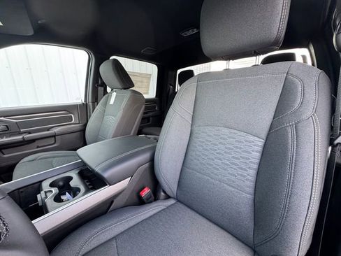 New 2026 RAM 2500 Big Horn AWD/4WD image 37