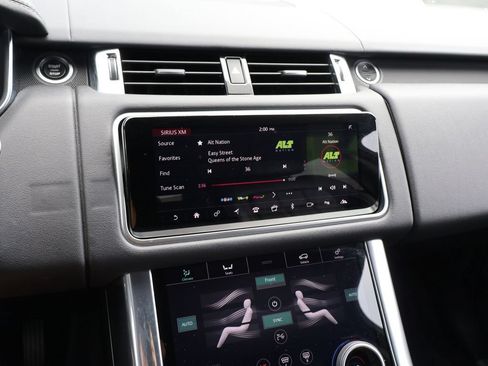 Used 2018 Land Rover Range Rover Sport HSE AWD/4WD image 22