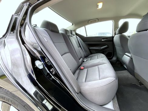 Used 2022 Nissan Altima 2.5 S FWD image 19