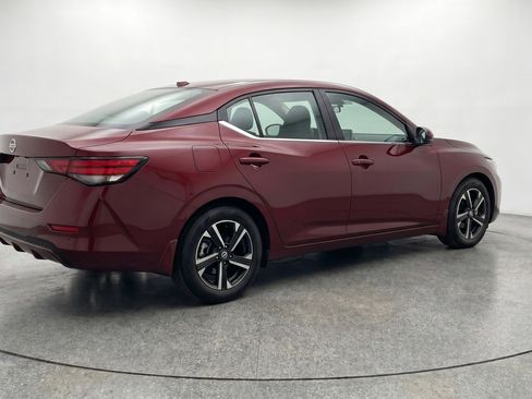 Used 2025 Nissan Sentra SV FWD image 9