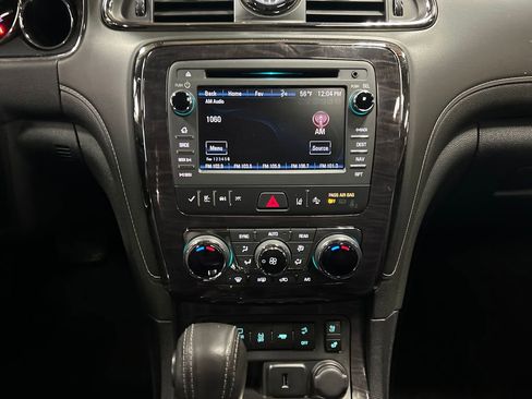 Used 2017 Buick Enclave Premium w/ Experience Buick Package AWD/4WD image 19