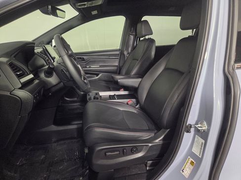 Used 2023 Honda Odyssey Sport image 10