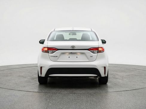 Used 2025 Toyota Corolla LE image 7