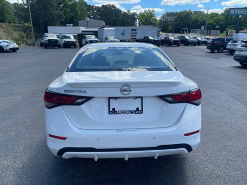 Used 2023 Nissan Sentra S w/ Electronics Package FWD image 4