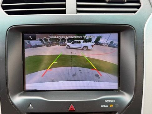 Used 2014 Ford Explorer XLT w/ Equipment Group 202A image 17