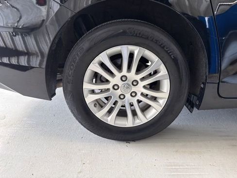 Used 2017 Toyota Sienna XLE w/ XLE Navigation Package image 45