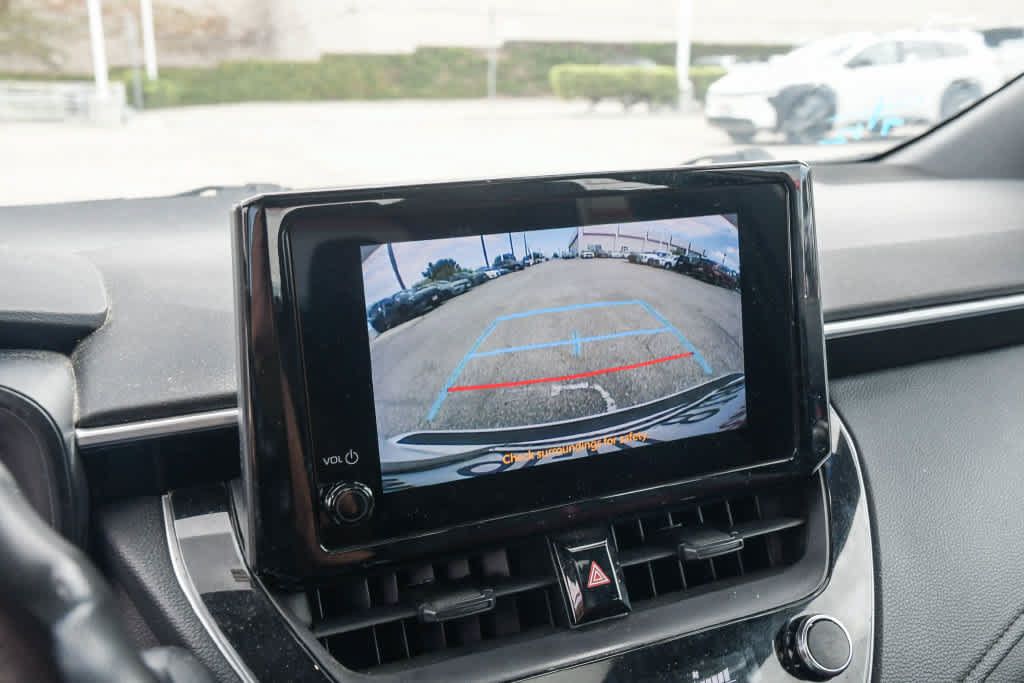Used 2023 Toyota Corolla SE w/ SE Premium Package FWD image 22