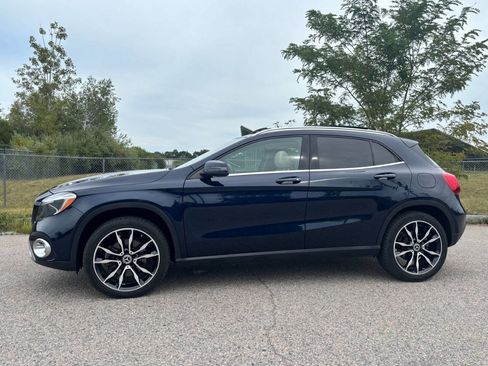 Used 2018 Mercedes-Benz GLA 250 4MATIC image 2
