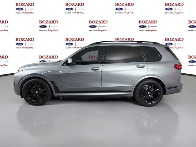 Used 2024 BMW X7 xDrive40i AWD/4WD image 5