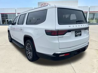 Used 2024 Jeep Wagoneer L Series II w/ Flexible Seating Group AWD/4WD video 3