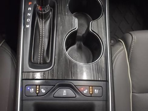 Used 2017 Chevrolet Impala Premier w/ Enhanced Convenience Package FWD image 29