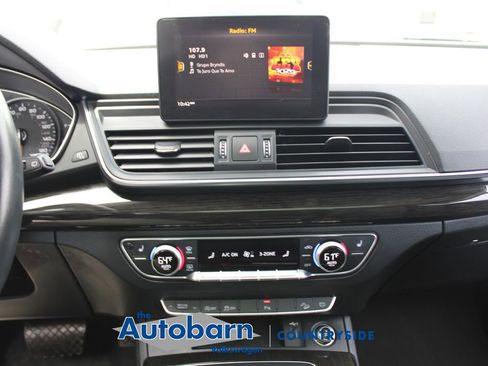 Used 2020 Audi Q5 2.0T Premium w/ Convenience Package AWD/4WD image 16
