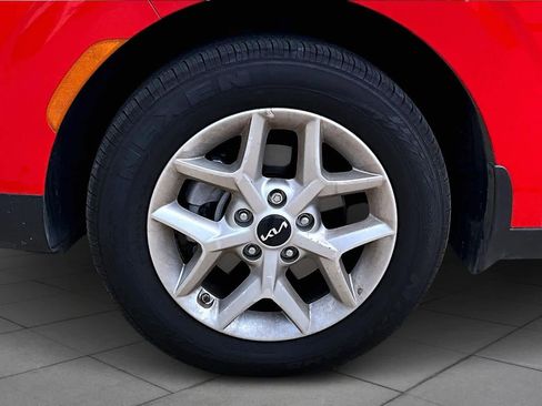 Used 2025 Kia Soul S image 10