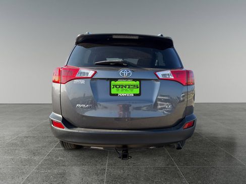 Used 2014 Toyota RAV4 LE image 5