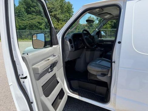 Used 2013 Ford E-250 and Econoline 250 w/ Commercial Cargo Van Pkg RWD image 23