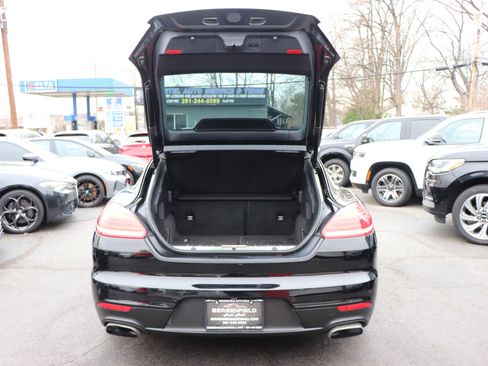 Used 2016 Porsche Panamera 4 image 49